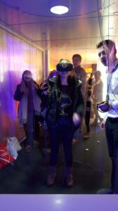 Read more about the article Realizacja- Gogle VR i&nbsp;fotobudka – Warszawski Sylwester 2017 na&nbsp;Pl Bankowym