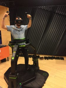 BIeżnia VR Virtuix Omni na event