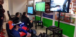 Read more about the article Realizacja: atrakcje na&nbsp;targi: gogle vr, symulator rajdowy, konsole