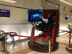 Read more about the article Realizacja: symulator rajdowy na&nbsp;podnośnikach wynajem w&nbsp;Hotelu Mazurkas