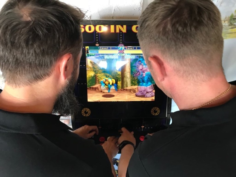 Automat arcade do wynajęcia na event