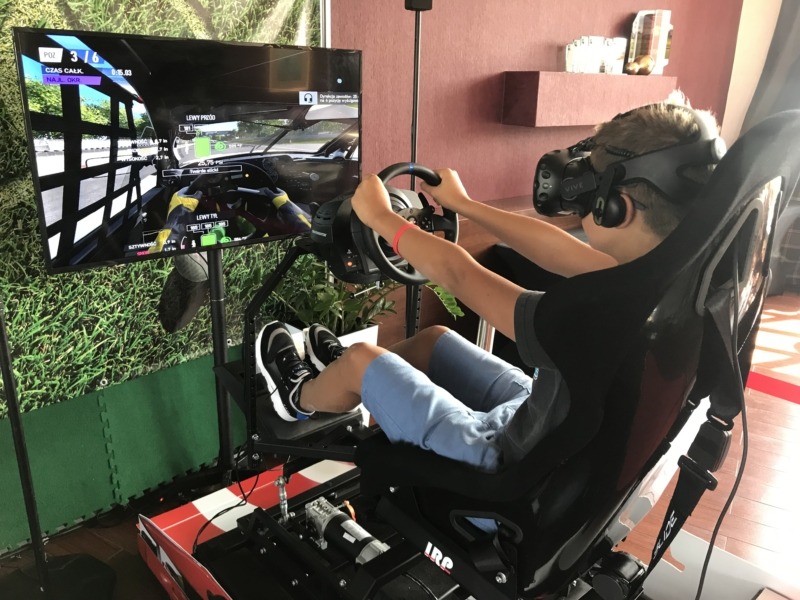 Symulator rajdowy VR 3DOF na podnośnikach do wynajęcia