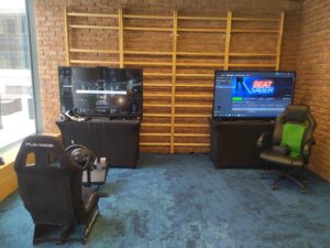 Read more about the article Realizacja: atrakcja na&nbsp;imprezę firmową- VR i&nbsp;automaty retro