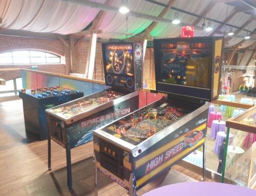 Flipper, automat arcade, konsola Pegazus, czyli retro atrakcje na wynajem