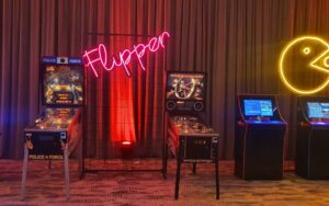 Read more about the article Flipper i&nbsp;inne retro atrakcje na&nbsp;imprezę  
