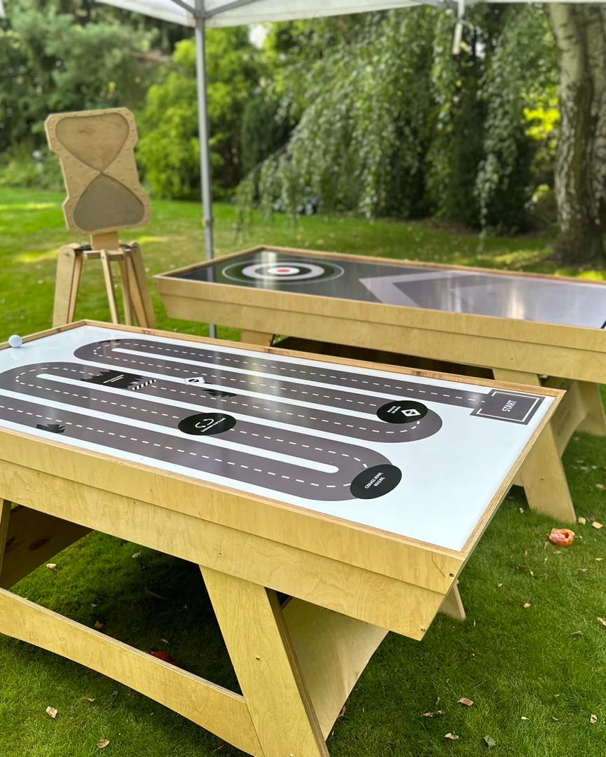 Giga stoły do gry w kapsle na wynajem