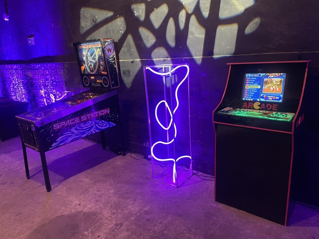 Automat arcade wynajem. Retro automat do gry