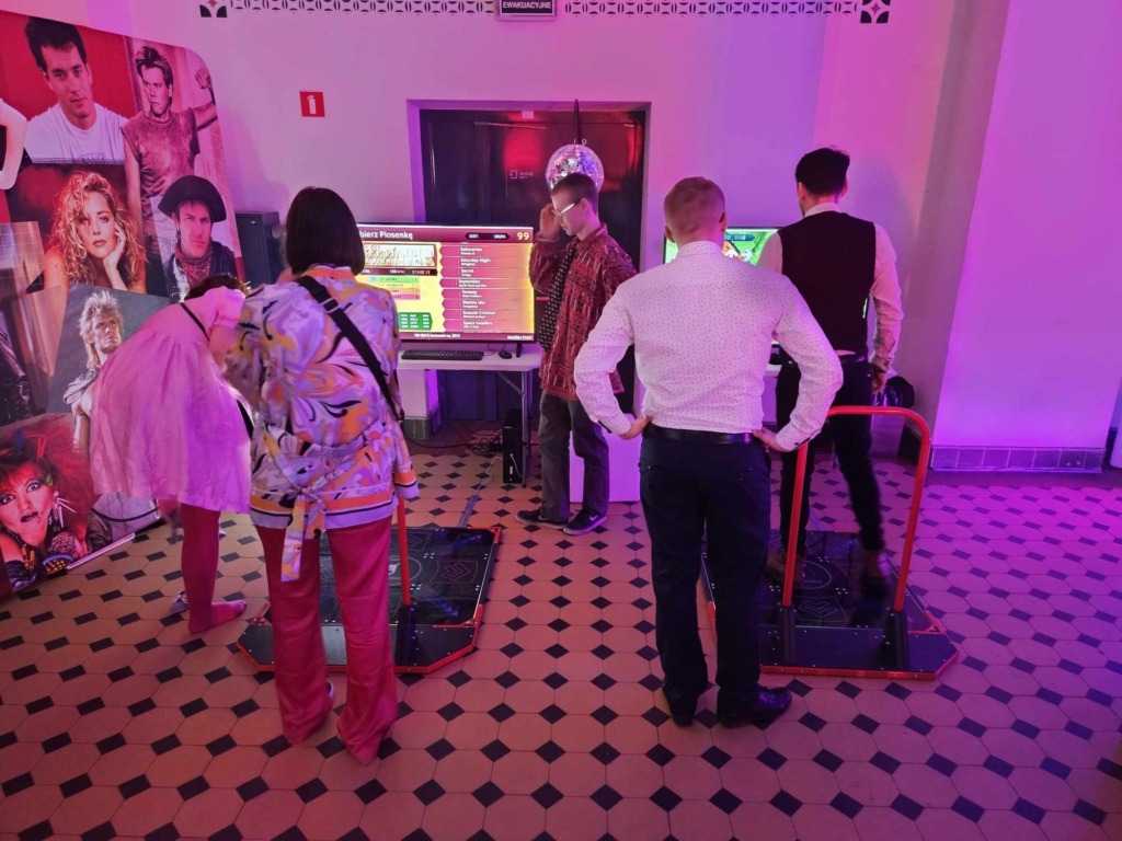 . танцювальний килимок танцювальний килимок в оренду