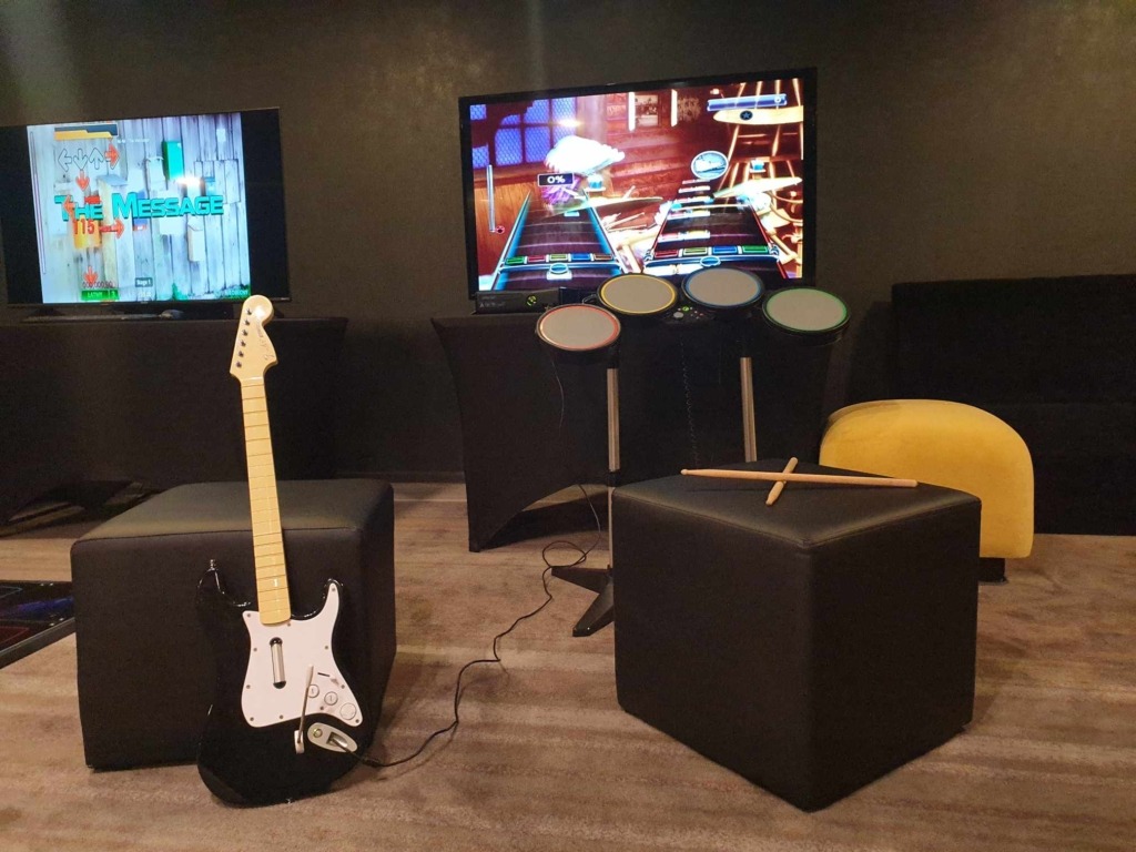 Rock Band do wynajęcia 2