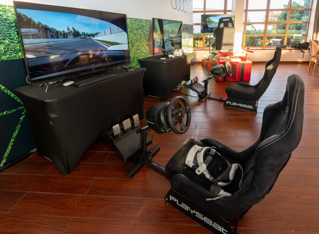 Symulator rajdowy VR wynajem. Symulator VR wynajem. Symulator statyczny VR