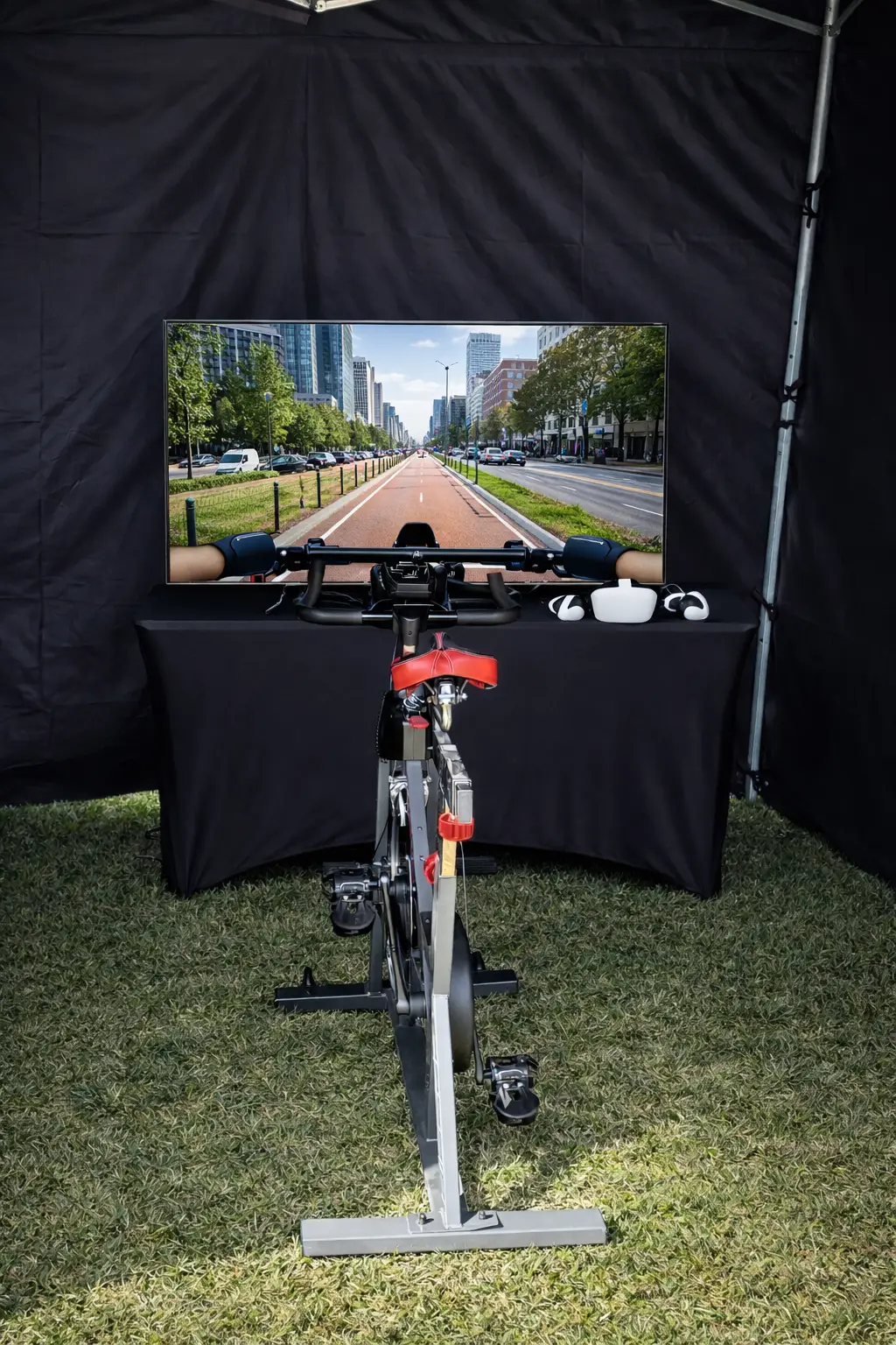 Symulator roweru VR podczas wydarzenia